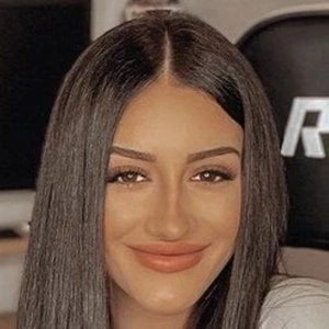 Fati Vázquez - Height, Bio, Wiki, Family, Birthplace, Networth & More