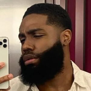 Deymien Versace - Family, Bio, Birthday, Family, Income & More