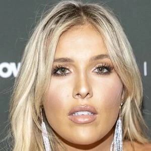 Stephanie Viada Biography