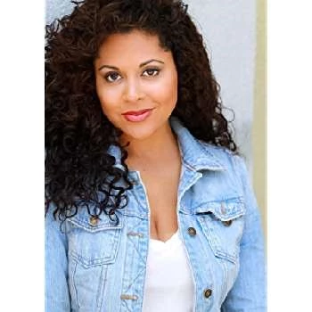 Vianessa Castaños - Age, Bio, Birthdate, Family, Networth & More