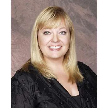 Vicki Dummer - Age, Bio, Birthdate, Family, Networth & More