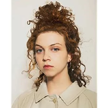 Vicky Nikolaevskaja - Age, Bio, Birthdate, Family, Networth & More