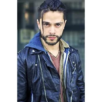 Victor Ayala - Age, Bio, Birthdate, Family, Networth & More