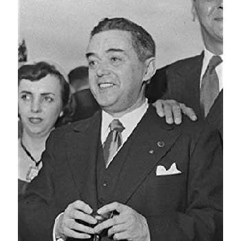 Víctor de la Serna - Age, Bio, Birthdate, Family, Networth & More