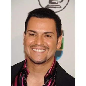 Víctor Manuelle - Networth, Bio, Wiki, Family, Birthday, Networth & More