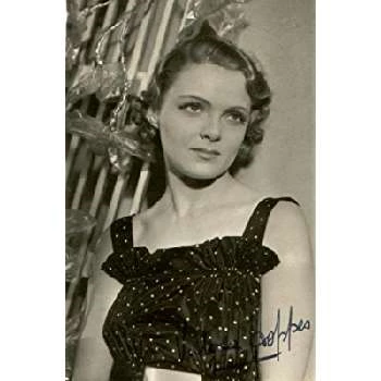 Victoria Hopper Biography