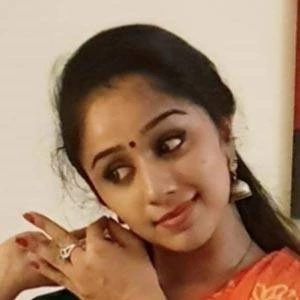Deepthi Vidhu Prathap - Family, Bio, Birthday, Family, Income & More