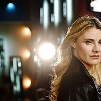 Vienna Hayden - Age, Bio, Birthdate, Family, Networth & More