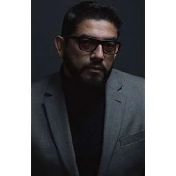 Vincent Medina - Age, Bio, Birthdate, Family, Networth & More