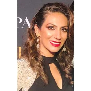 Vineesha Arora-Sarin - Age, Bio, Birthdate, Family, Networth & More