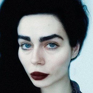 Violet Ell - Income, Birthday, Family, Bio, Networth & More