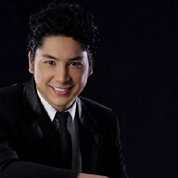 Visam Arenas - Age, Bio, Birthdate, Family, Networth & More