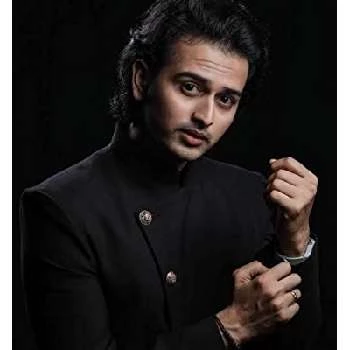Vivek Anand Mishra Biography