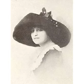 Vivian Prescott - Age, Bio, Birthdate, Family, Networth & More