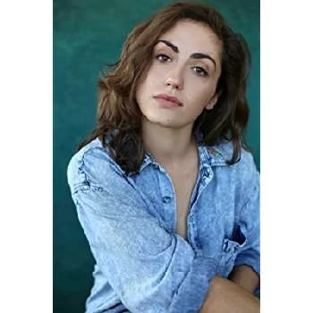 Vivienne Smith - Age, Bio, Birthdate, Family, Networth & More