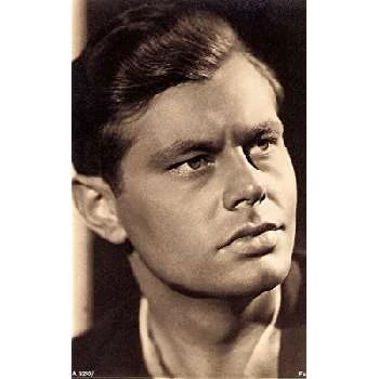 Volker von Collande - Age, Height, Birthdate, Family, Wiki & More