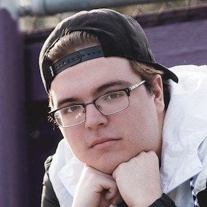 Ray Volpe - Family, Bio, Birthday, Family, Income & More