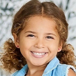 Aurelia Taylor - Age, Bio, Birthdate, Family, Networth & More