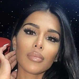 Gabriella Waheed Sanders Biography