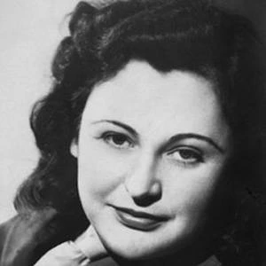 Nancy Wake - Birthplace, Bio, Wiki, Birthday, Family, Networth & More