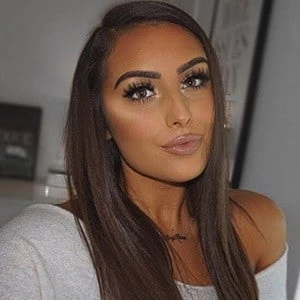 Amy-Rose Walker - Biography, Birthday, Family, Wki, Networth & More