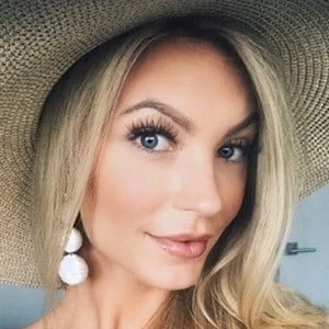 Taryn Walker - Age, WIki, Birthday, Family, Networth & More