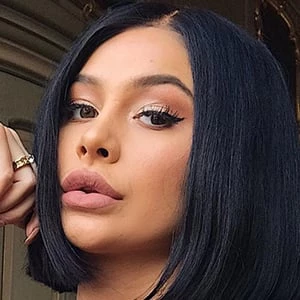 Amber Celine Wattimena Biography