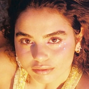 Natalie Weaver - Parents, Networth, Bio, Birthdate, Family Wiki & More