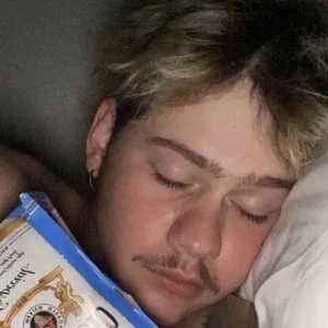 Bradley Webber - Adderess, Bio, Birthdate, Family, Wiki & More