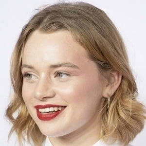 Luna Sofia Wedler Biography