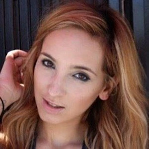 Taylor Weeks - Adderess, Bio, Birthdate, Family, Wiki & More