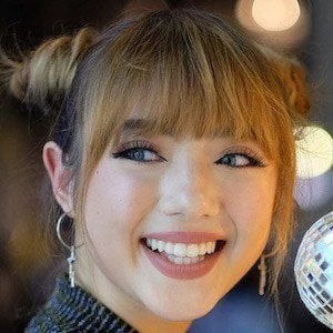 Jannine Weigel Biography