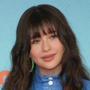 Malina Weissman Biography