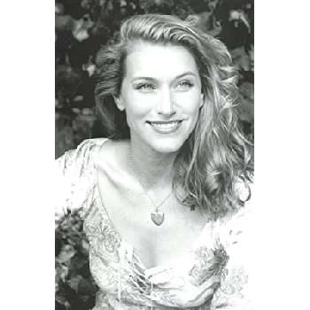 Wendy Carter - Age, Bio, Birthdate, Family, Networth & More