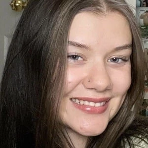 Holly Westlake - Networth, Bio,Birthdate, Family, Wiki & More