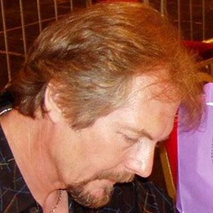 Michael Whelan Biography