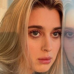 Brianna Joy White Biography