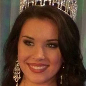 Julianna White - Age, Bio, Birthdate, Family, Networth & More