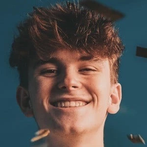 Robert White - Networth, Biography, Birthdate, Family & More