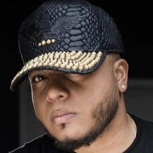 Saga WhiteBlack - Networth, Bio,Birthdate, Family, Wiki & More