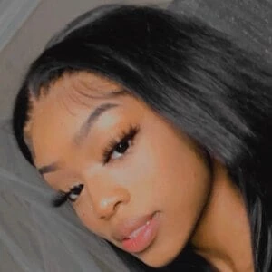 Who Nia - Adderess, Bio, Birthdate, Family, Wiki & More