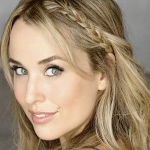 Alex Rose Wiesel - Networth, Bio, Birthdate, Age, Family & More