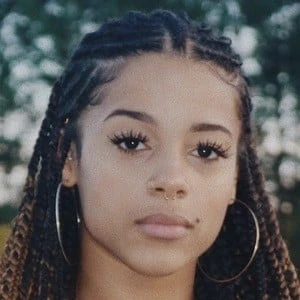 Azlia Williams Biography