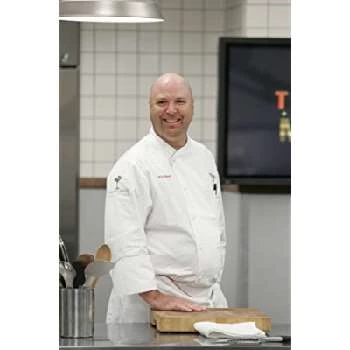 Wilo Benet - Age, Bio, Birthdate, Family, Networth & More