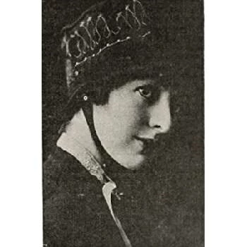 Winifred Allen - Age, Bio, Birthdate, Family, Networth & More