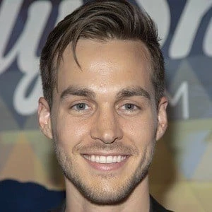 Chris Wood Biography