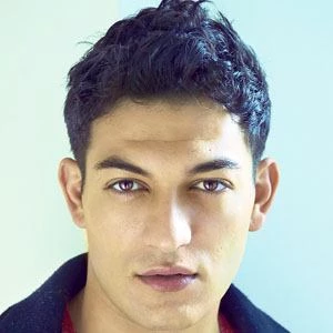 Alexander Wraith - Height, Bio, Wiki, Family, Birthplace, Networth & More