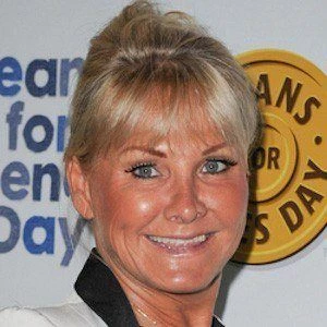 Carol Wright Biography