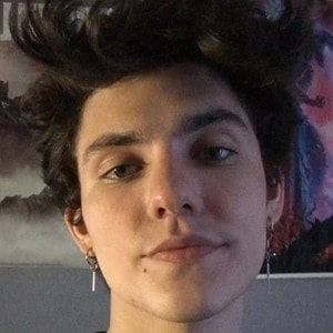 Garrett Wright - Age, Height, Birthdate, Family, Wiki & More