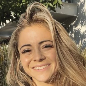 Savannah Wright - Age, Height, Birthdate, Bio, Family, Networth & More